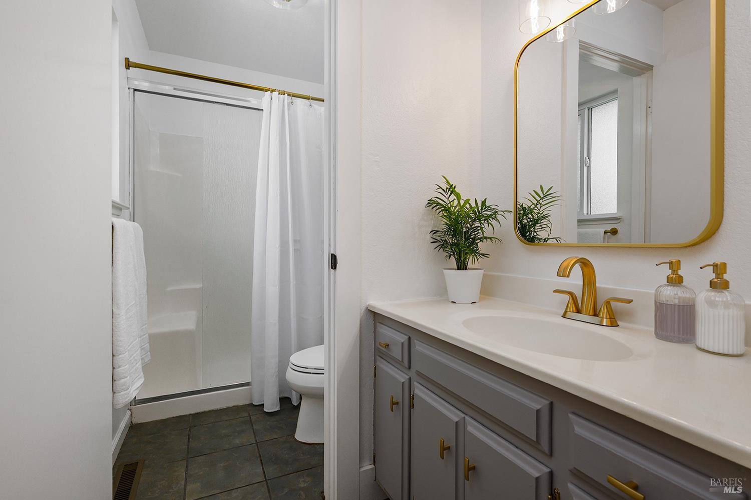 4906 Everglade Drive Santa Rosa CA 95409
