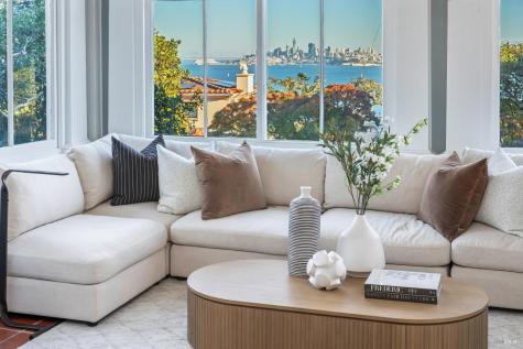 44 Sunshine Avenue Sausalito CA 94965