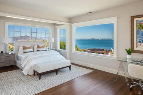 44 Sunshine Avenue Sausalito CA 94965