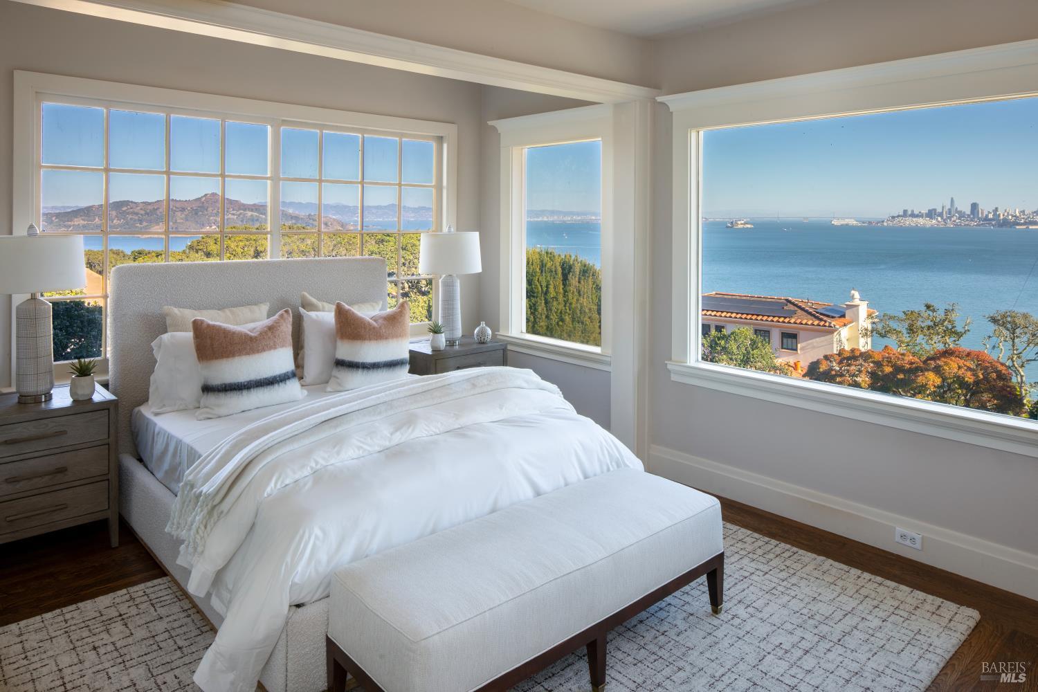 44 Sunshine Avenue Sausalito CA 94965