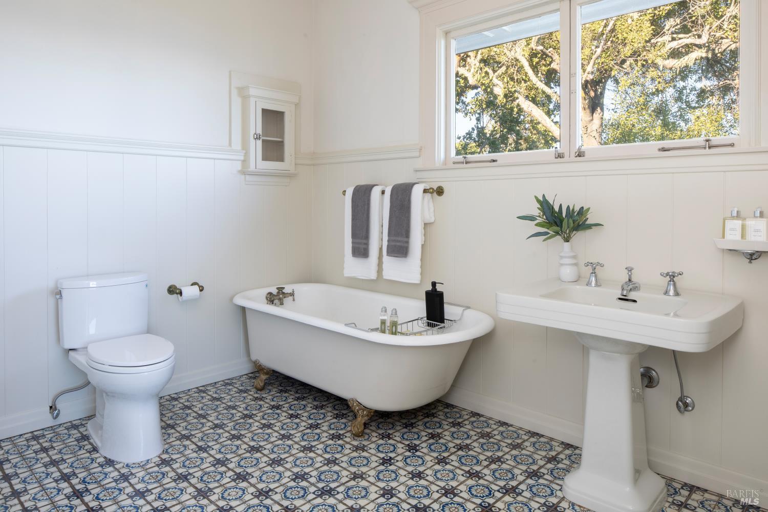 44 Sunshine Avenue Sausalito CA 94965