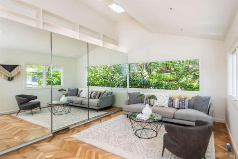 44 Sunshine Avenue Sausalito CA 94965