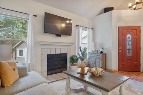 121 Forno Way Cotati CA 94931