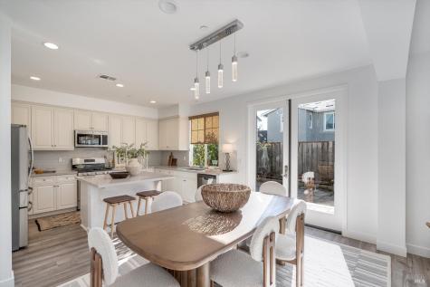 2560 Red Willow Drive Santa Rosa CA 95403