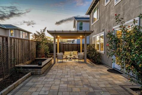 2560 Red Willow Drive Santa Rosa CA 95403