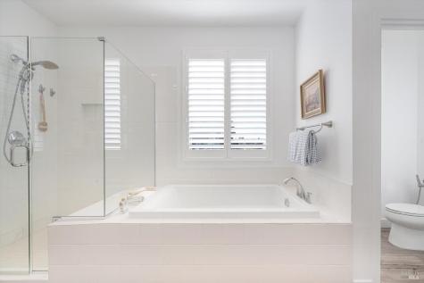 2560 Red Willow Drive Santa Rosa CA 95403