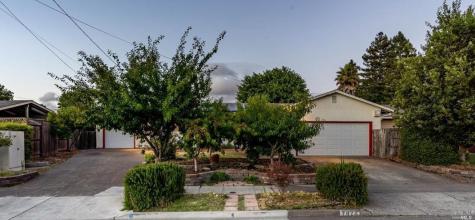 7924 Adrian Drive Rohnert Park CA 94928