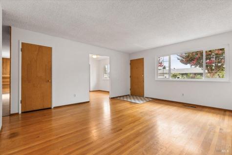 610 Willrush Street Santa Rosa CA 95401