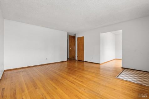 610 Willrush Street Santa Rosa CA 95401