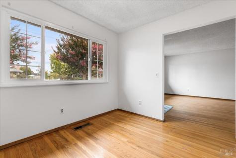 610 Willrush Street Santa Rosa CA 95401