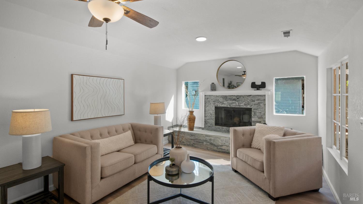 15627 Riverside Drive Guerneville CA 95446