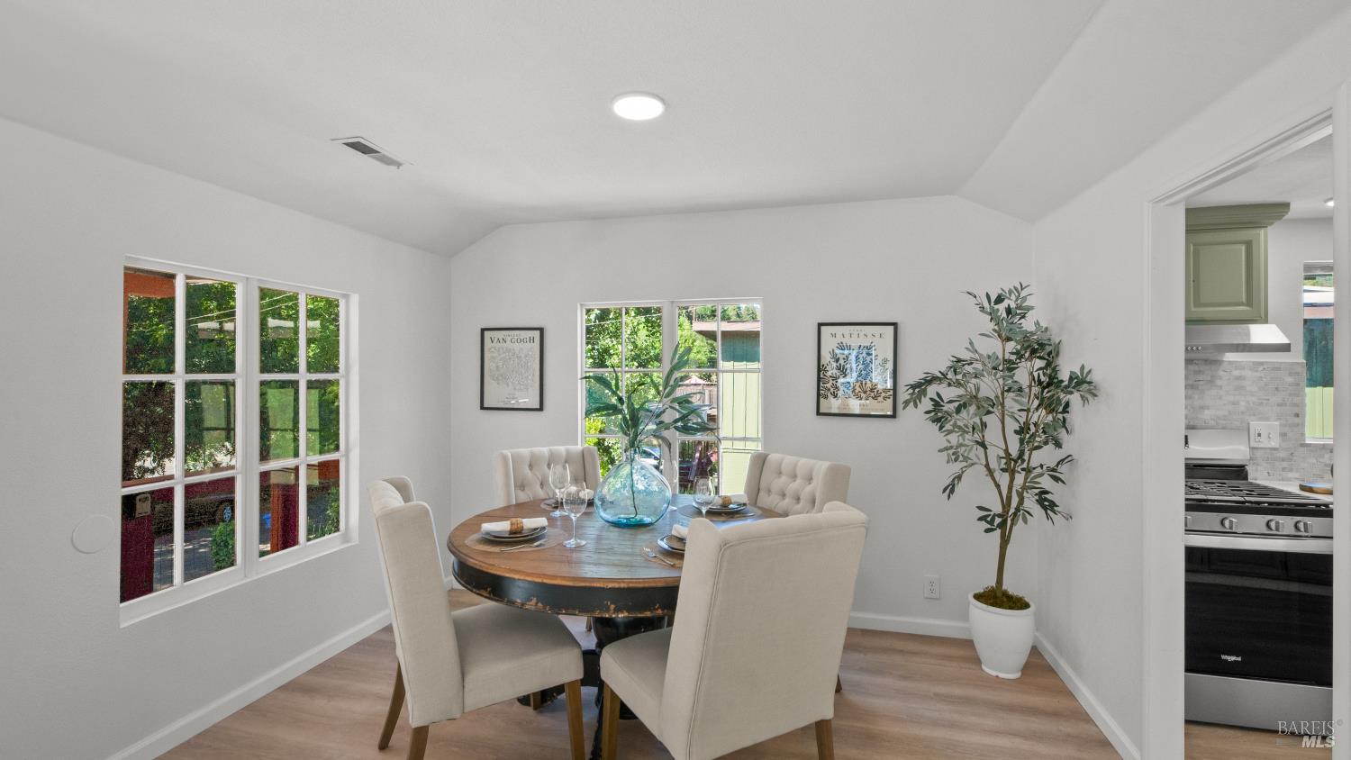 15627 Riverside Drive Guerneville CA 95446