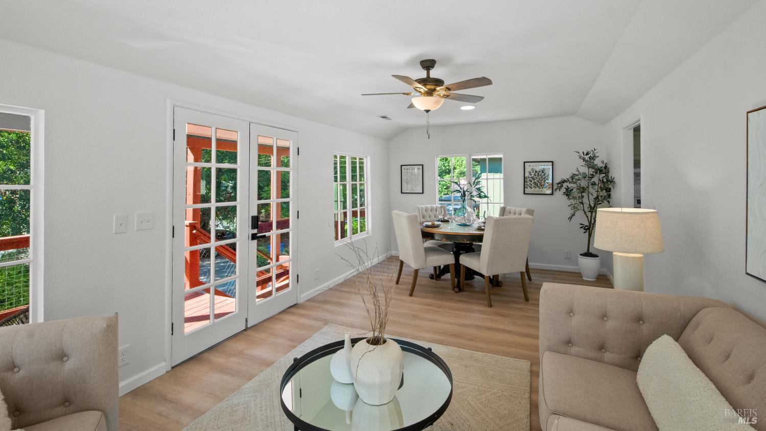 15627 Riverside Drive Guerneville CA 95446