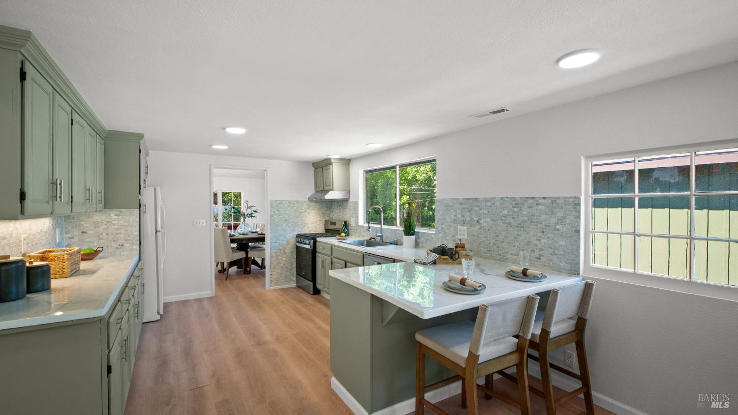 15627 Riverside Drive Guerneville CA 95446