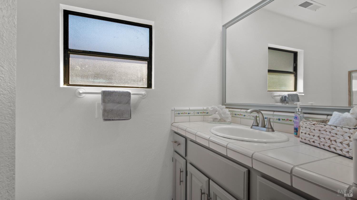 15627 Riverside Drive Guerneville CA 95446