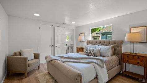 15627 Riverside Drive Guerneville CA 95446