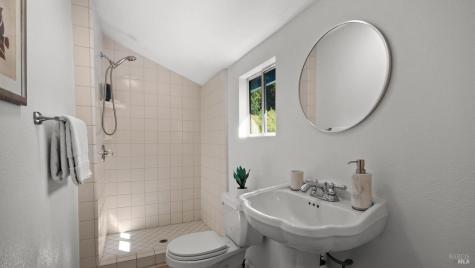 15627 Riverside Drive Guerneville CA 95446