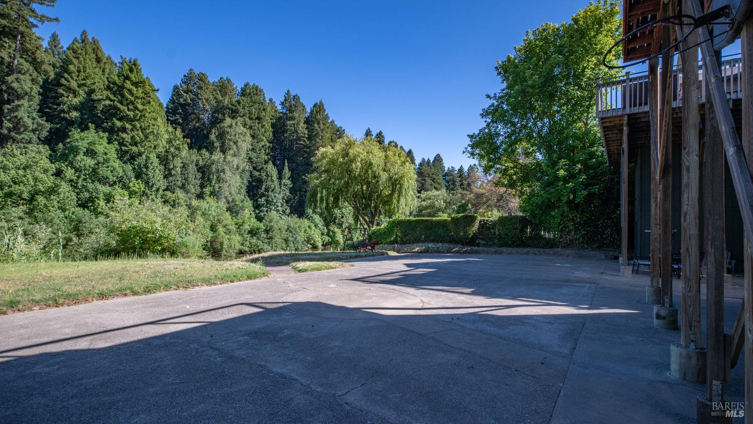15627 Riverside Drive Guerneville CA 95446