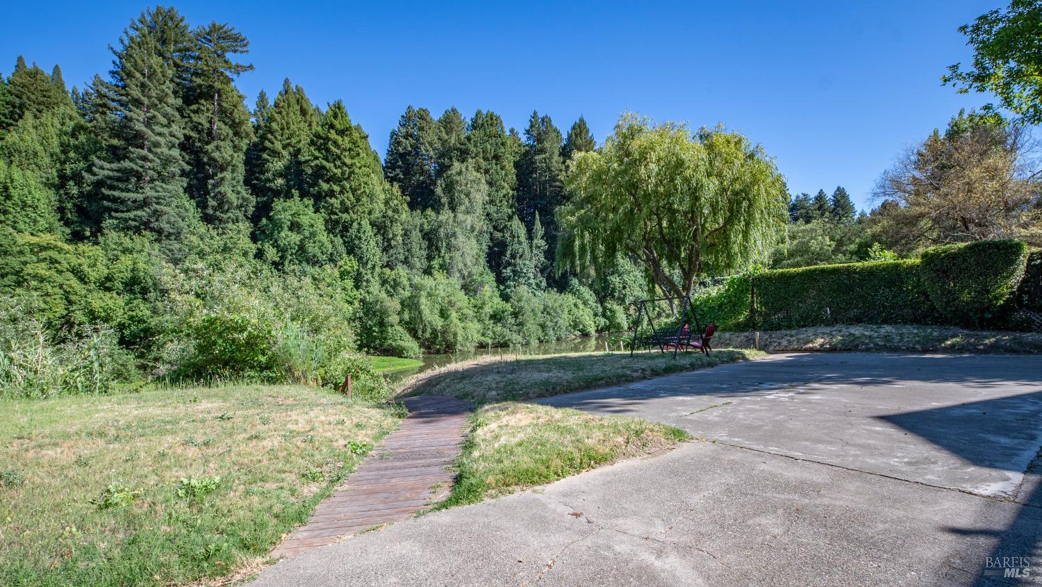 15627 Riverside Drive Guerneville CA 95446
