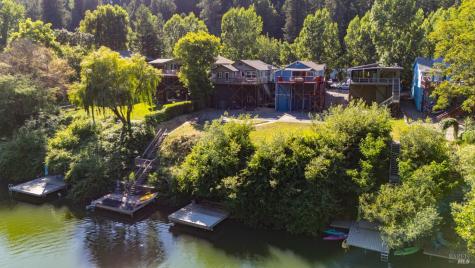 15627 Riverside Drive Guerneville CA 95446