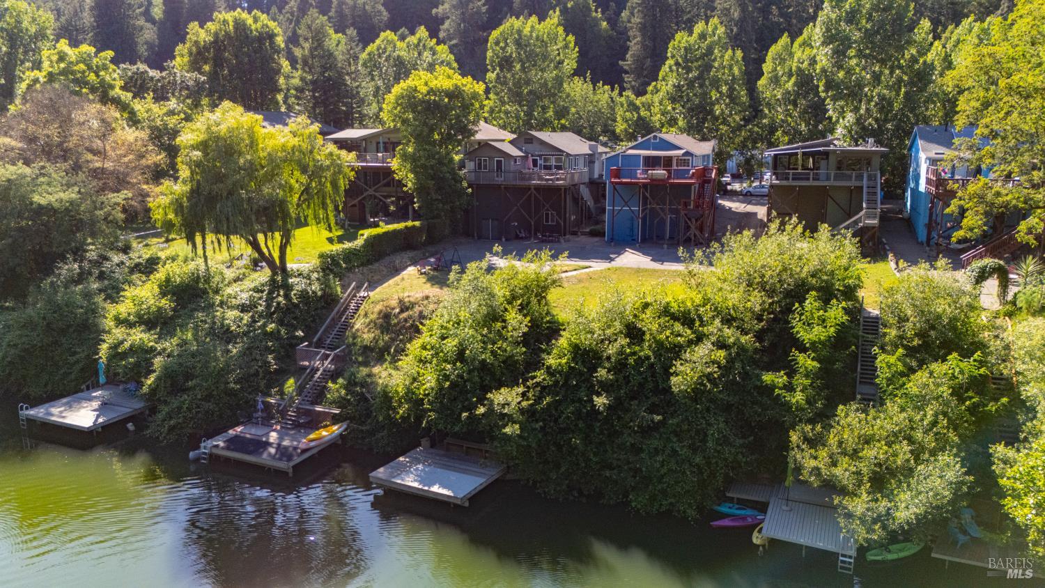 15627 Riverside Drive Guerneville CA 95446