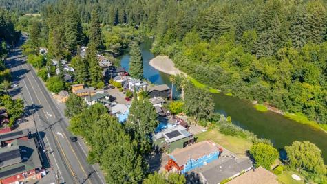15627 Riverside Drive Guerneville CA 95446