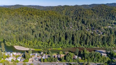 15627 Riverside Drive Guerneville CA 95446