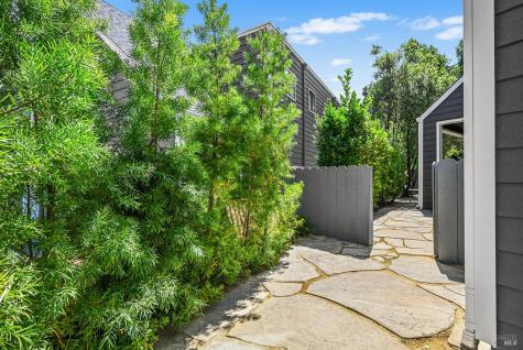5 Creekside Drive San Rafael CA 94903