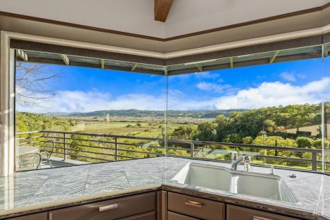 23121 Vineyard Road Geyserville CA 95441