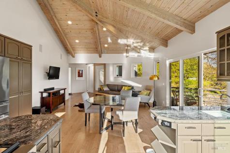 23121 Vineyard Road Geyserville CA 95441
