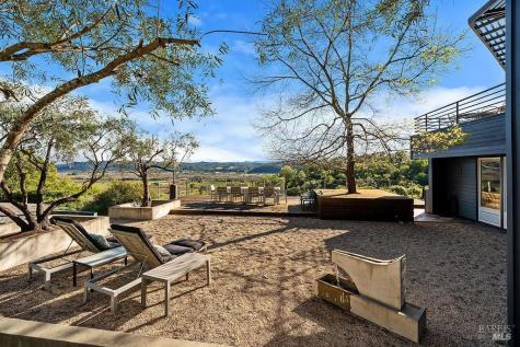 23121 Vineyard Road Geyserville CA 95441
