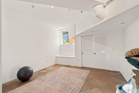 23121 Vineyard Road Geyserville CA 95441