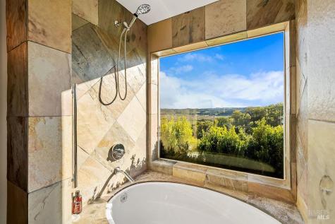 23121 Vineyard Road Geyserville CA 95441
