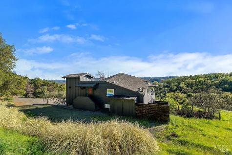 23121 Vineyard Road Geyserville CA 95441