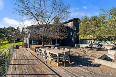 23121 Vineyard Road Geyserville CA 95441
