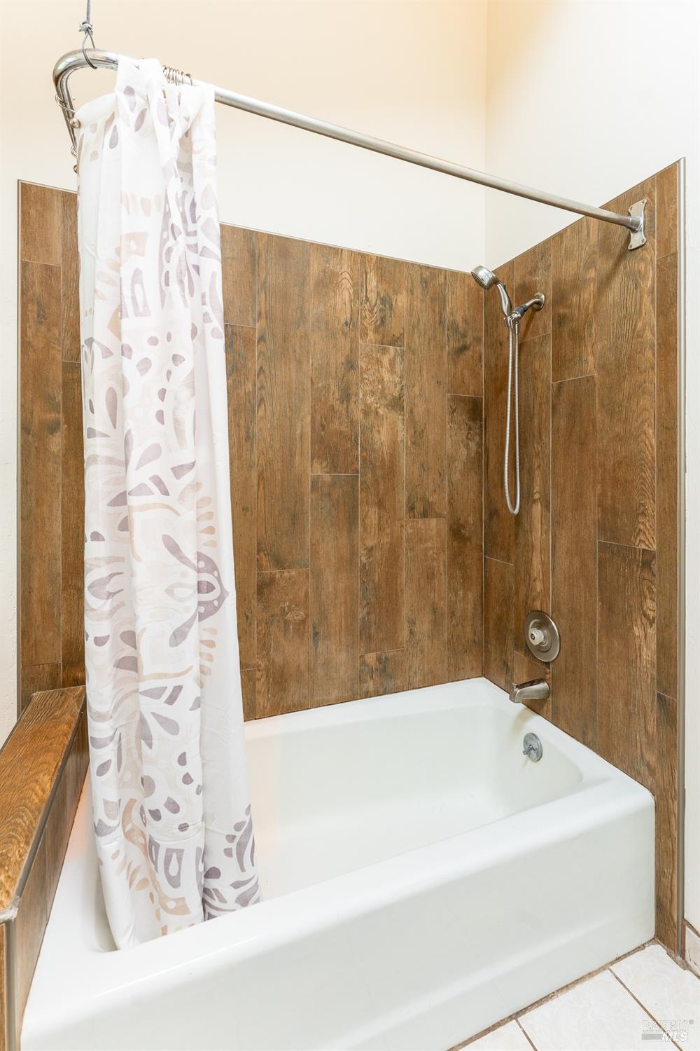 1380 Sanford Ranch Road Ukiah CA 95482