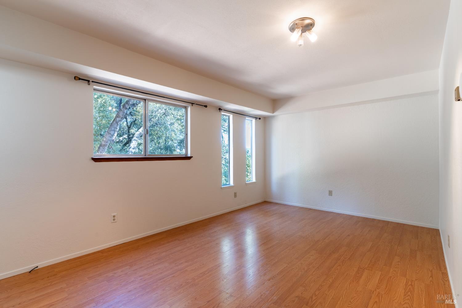 1380 Sanford Ranch Road Ukiah CA 95482