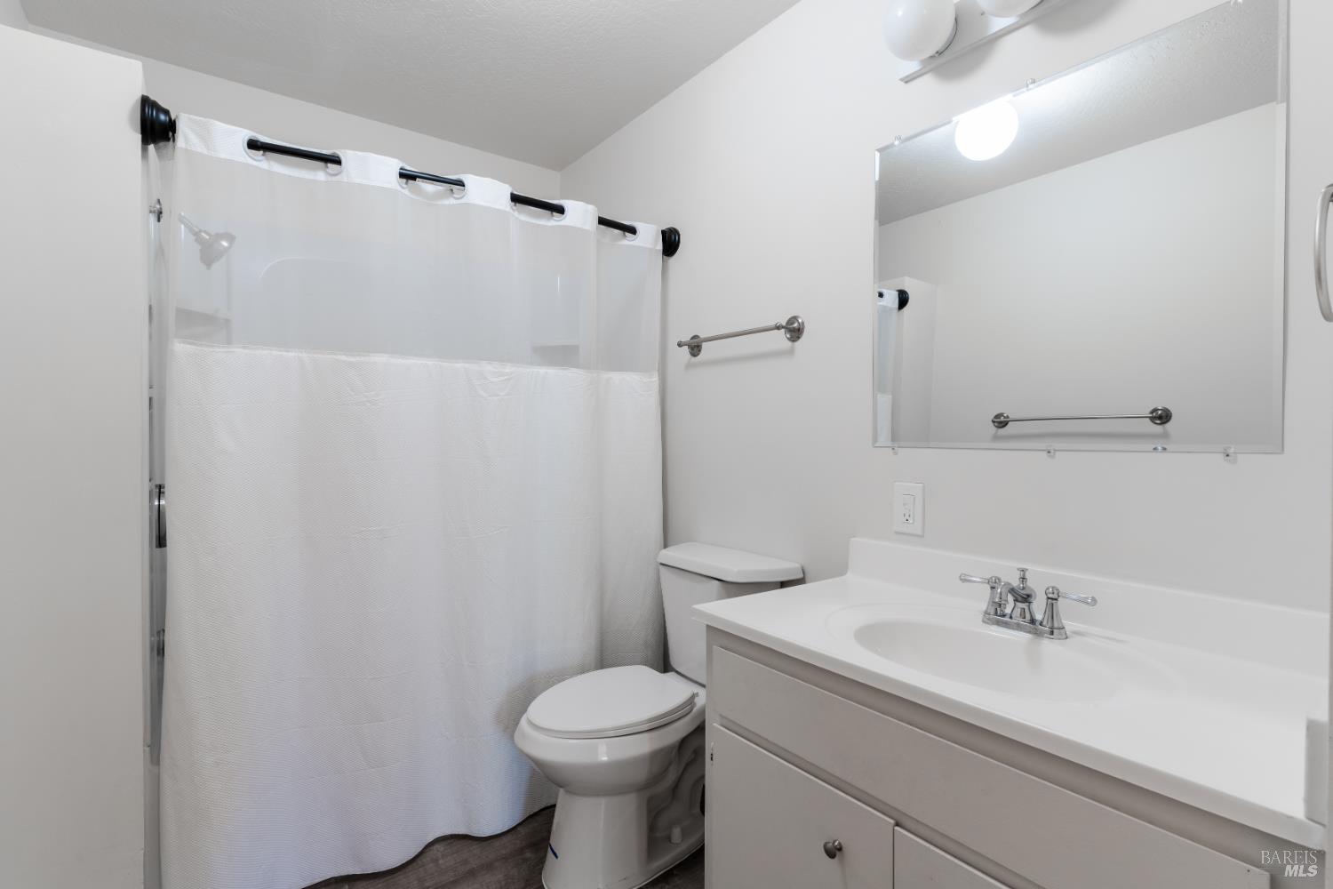 1380 Sanford Ranch Road Ukiah CA 95482