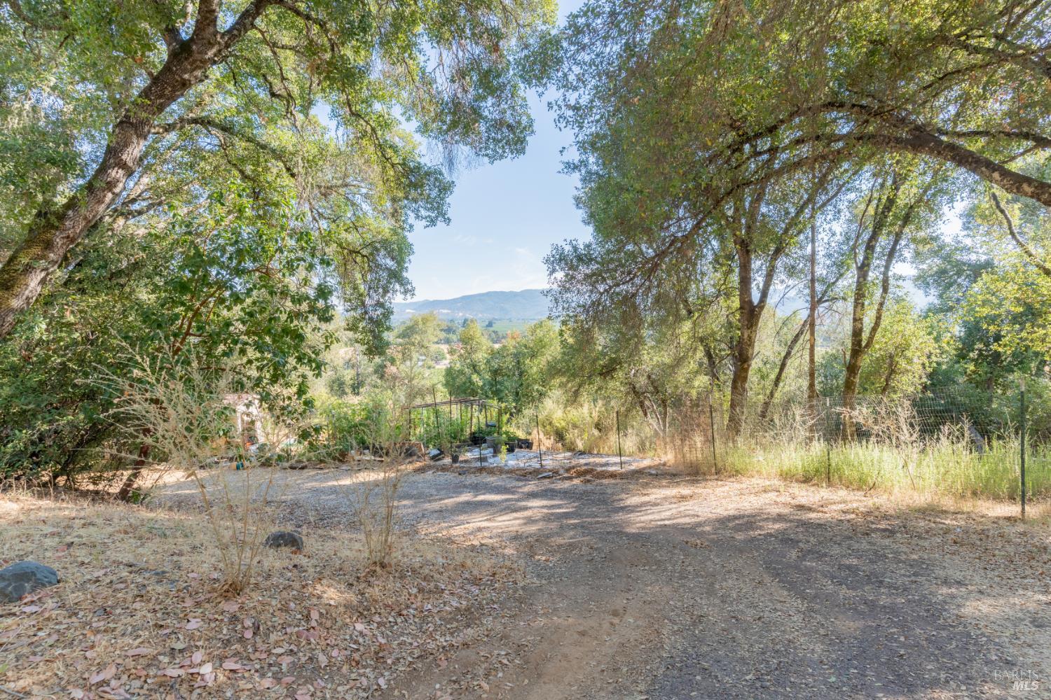 1380 Sanford Ranch Road Ukiah CA 95482