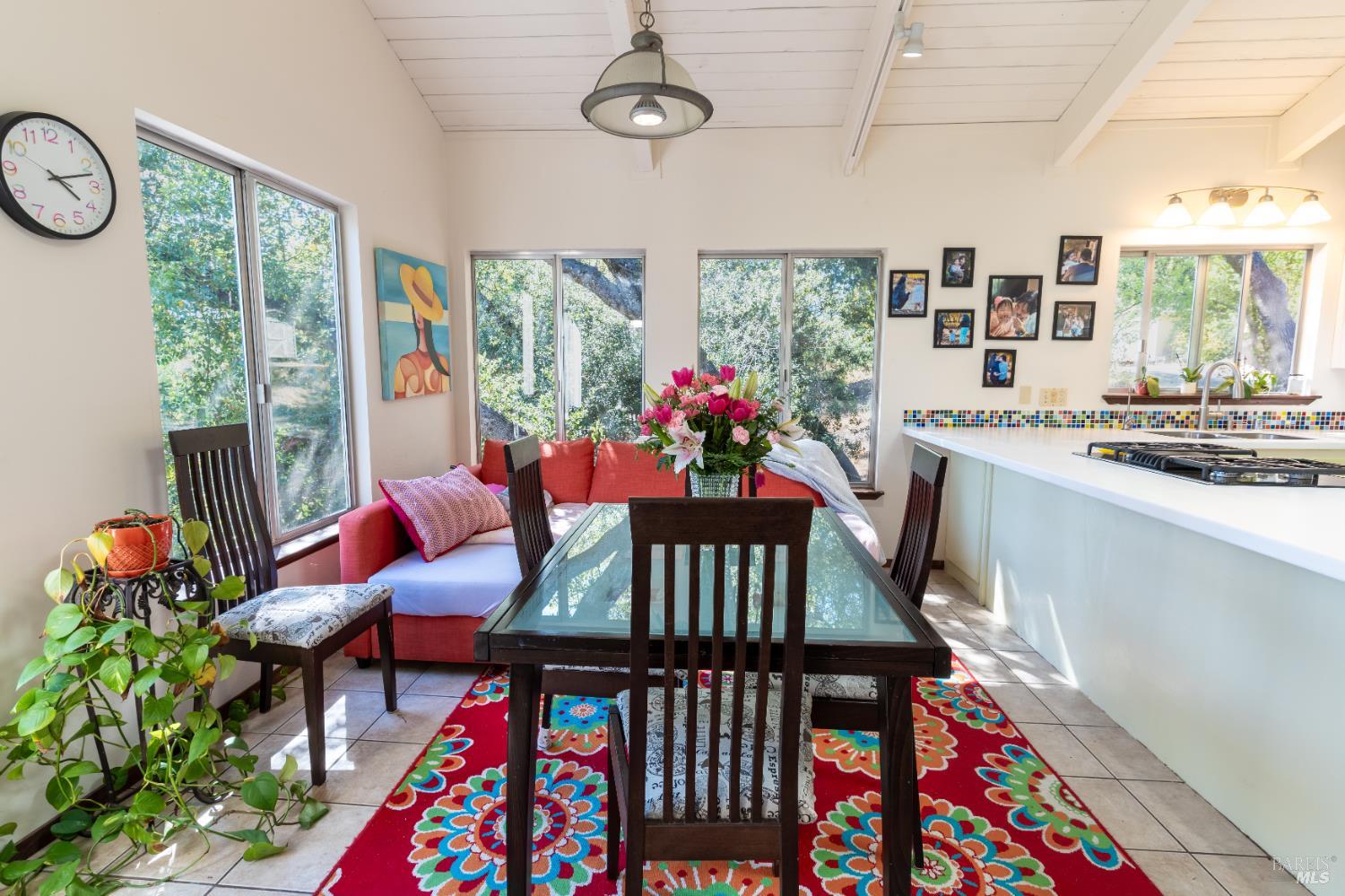 1380 Sanford Ranch Road Ukiah CA 95482
