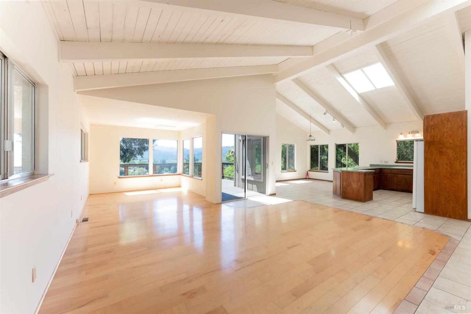 1380 Sanford Ranch Road Ukiah CA 95482