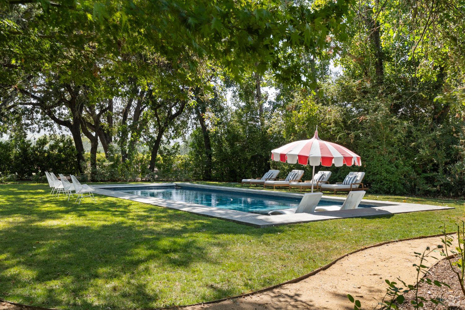 7491 St. Helena Highway Napa CA 94558