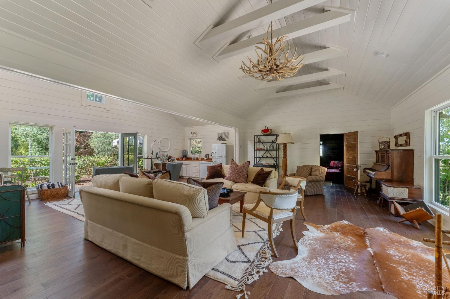 7491 St. Helena Highway Napa CA 94558