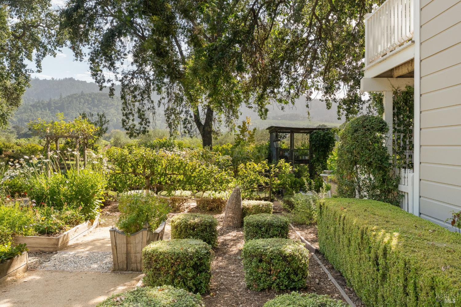 7491 St. Helena Highway Napa CA 94558