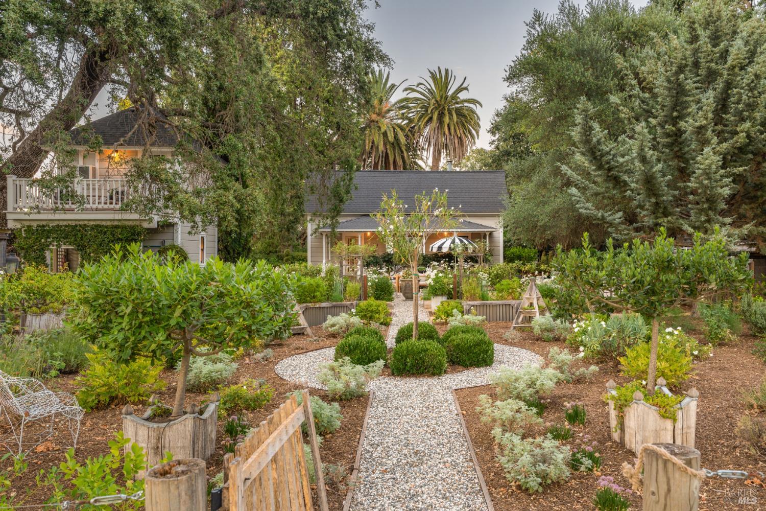 7491 St. Helena Highway Napa CA 94558