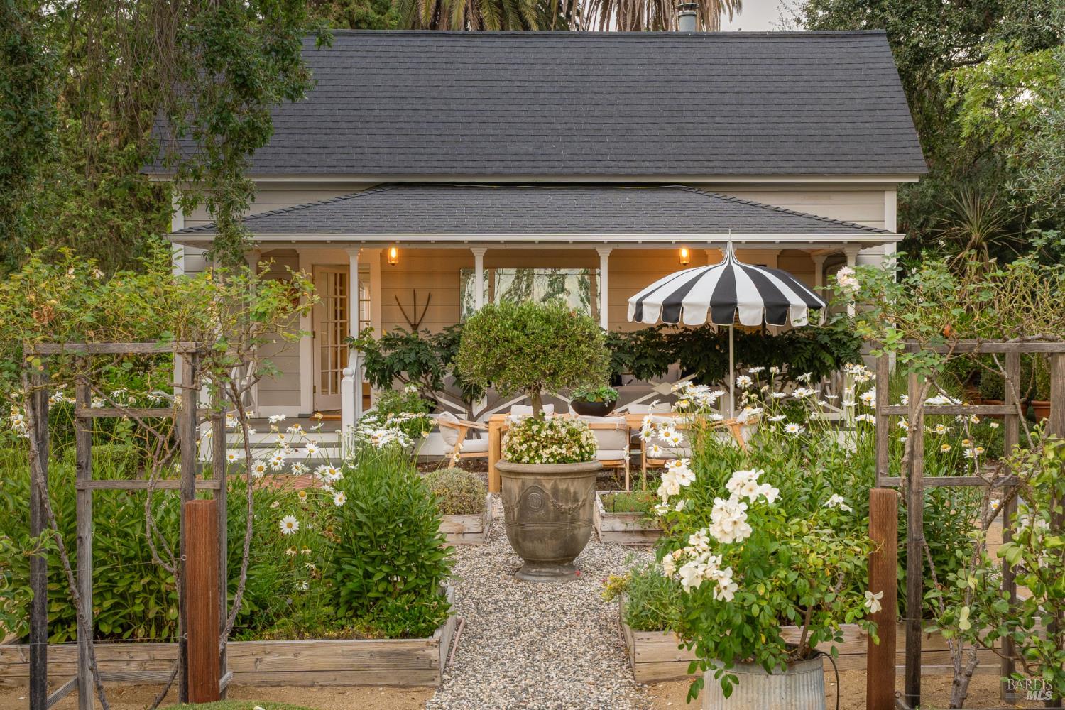 7491 St. Helena Highway Napa CA 94558