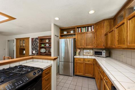 944 Summerfield Road Santa Rosa CA 95405