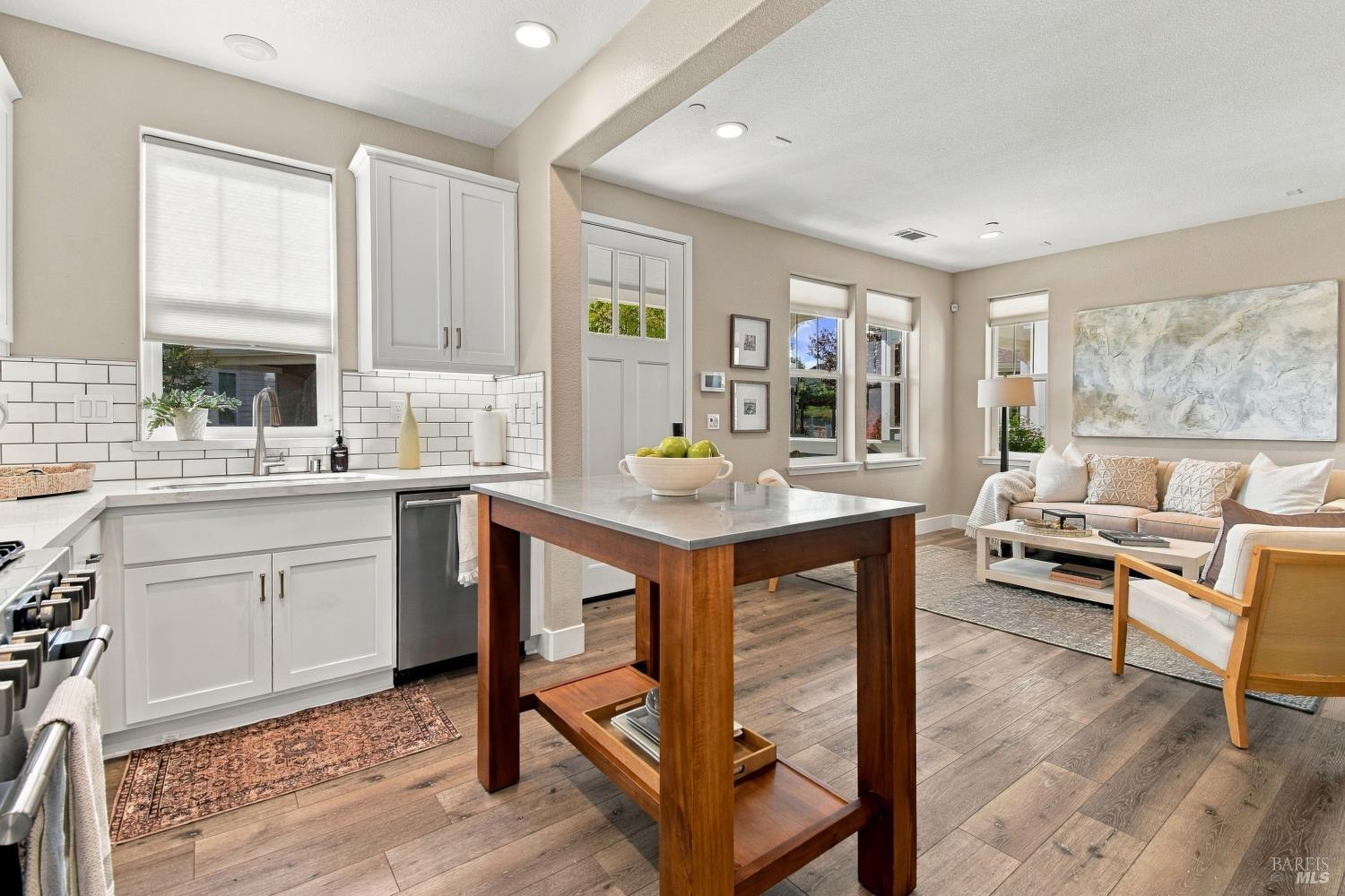 24 Cottage Lane Novato CA 94949