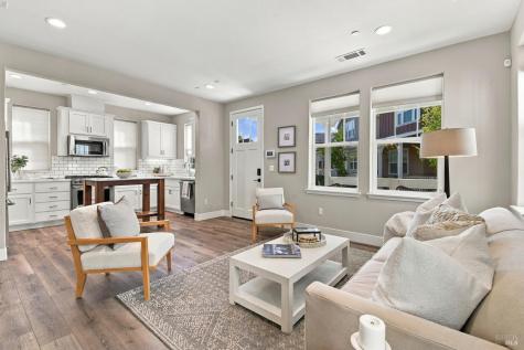 24 Cottage Lane Novato CA 94949