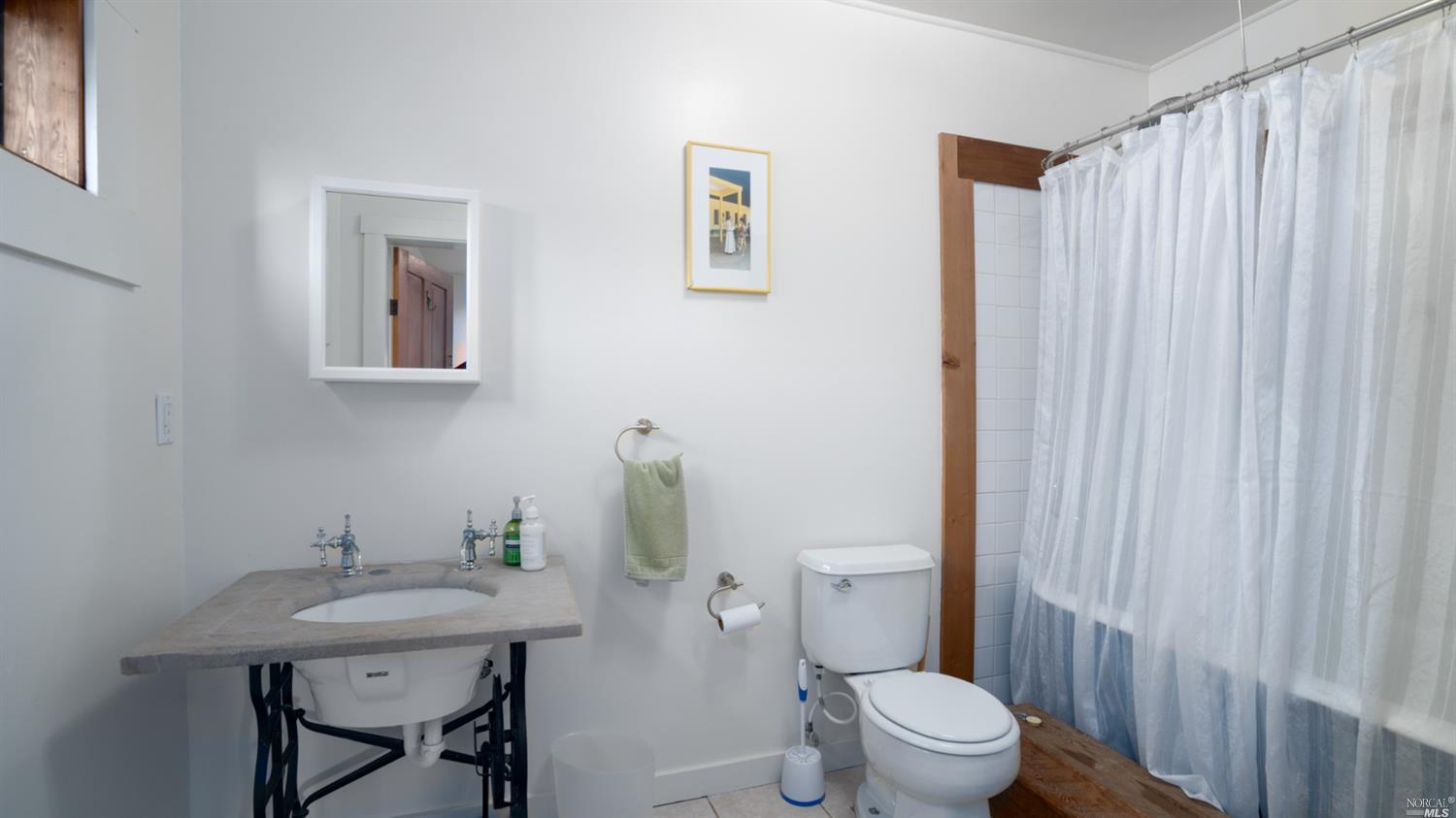 31101 Fish Rock Road Yorkville CA 95494